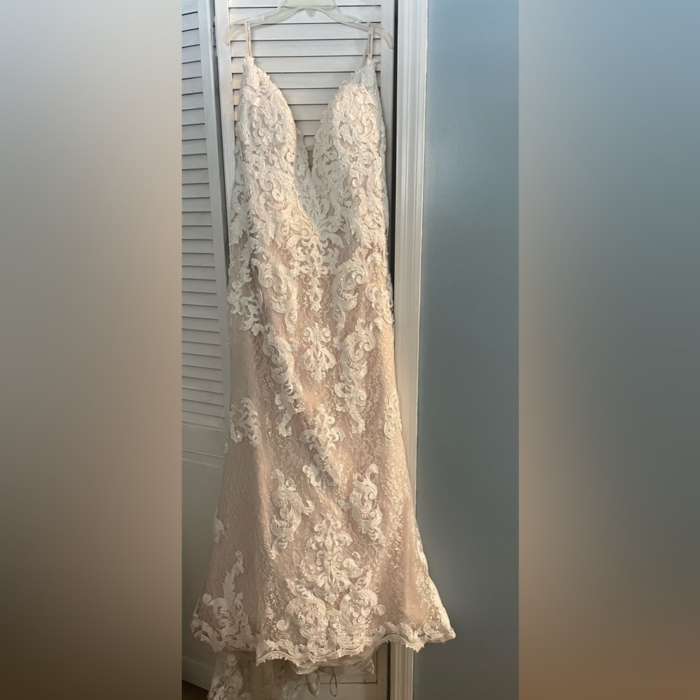 Maggie Sottero Wedding Dress

Tuscany Marie